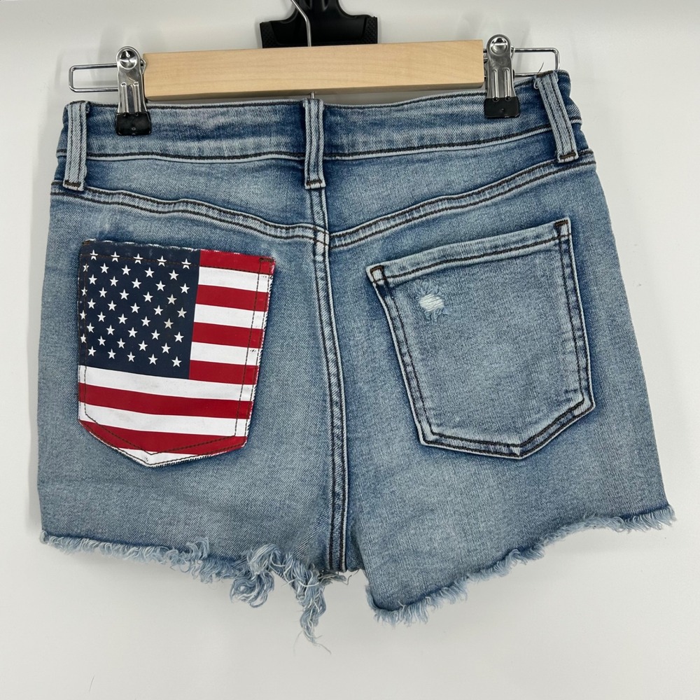 Harper Heritage Francesca's American Flag Distressed Denim Shorts 26 0557